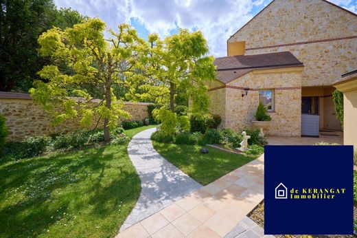 Luxury home in Vauhallan, Essonne