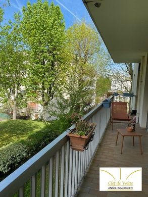 Квартира, Rueil-Malmaison, Hauts-de-Seine