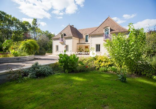 Luxury home in Semur-en-Auxois, Cote d'Or