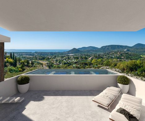 Luxe woning in Mandelieu-la-Napoule, Alpes-Maritimes