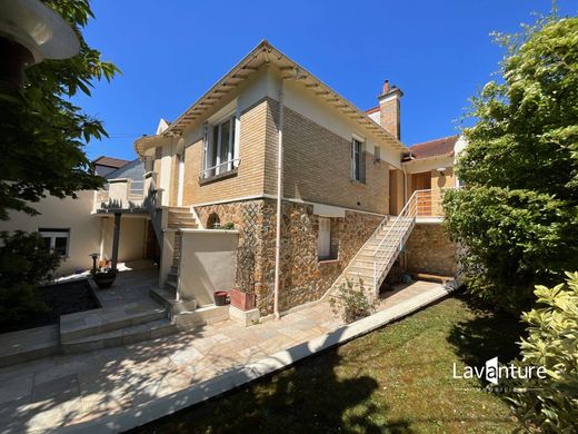 Casa de lujo en Châtenay-Malabry, Altos de Sena