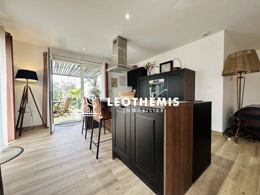 Casa di lusso a Marennes, Charente-Maritime