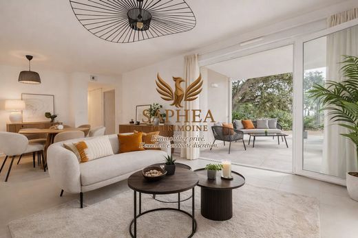 Appartement à Le Lavandou, Var