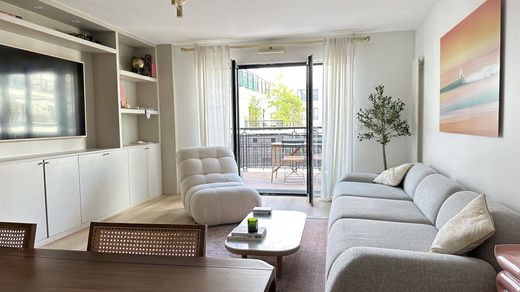 Διαμέρισμα σε Suresnes, Hauts-de-Seine