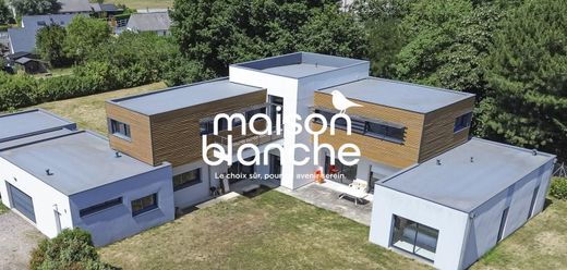 Luxus-Haus in Feneu, Maine-et-Loire