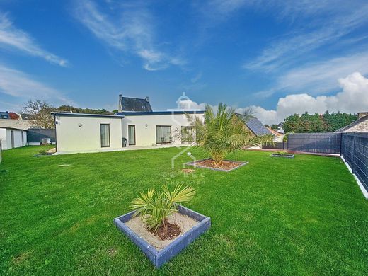 Luxury home in Quéven, Morbihan