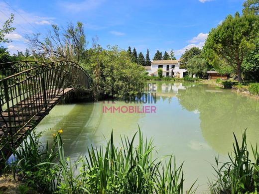 Casa di lusso a Caumont-sur-Durance, Vaucluse