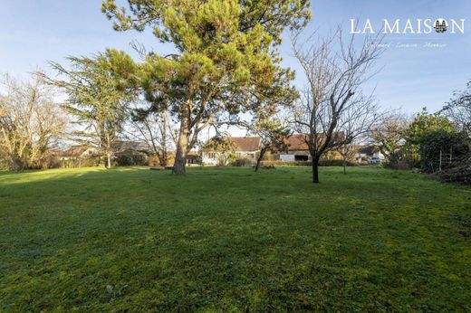 Πολυτελή κατοικία σε Saulon-la-Rue, Cote d'Or
