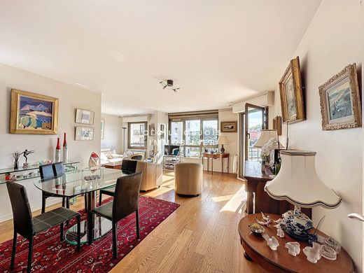 Apartament w Joinville-le-Pont, Val-de-Marne