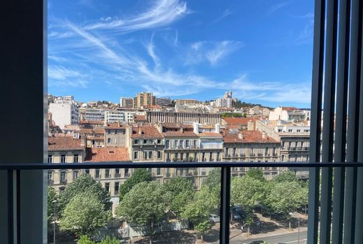 Apartment / Etagenwohnung in Marseille, Bouches-du-Rhône