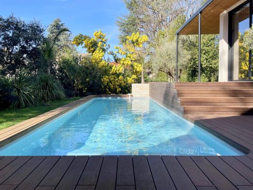 Luxus-Haus in Saint-Gély-du-Fesc, Hérault