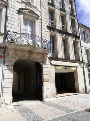 Complexes résidentiels en vente à Arrondissement de Rochefort, Nouvelle ...