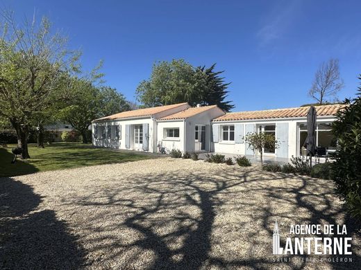 Maison de luxe à Saint-Pierre-d'Oléron, Charente-Maritime