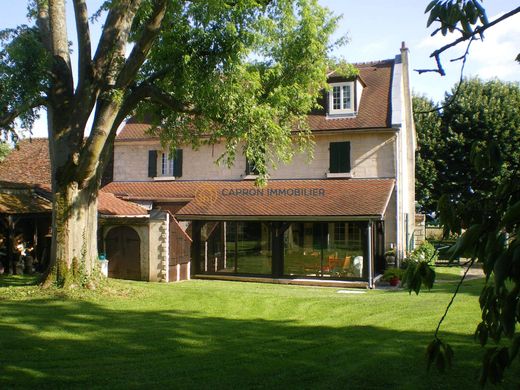 Casa de lujo en Grisy-les-Plâtres, Valle de Oise