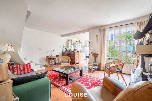 Casa di lusso a Chaville, Hauts-de-Seine