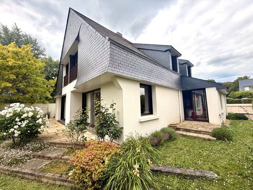 Luxury home in Séné, Morbihan