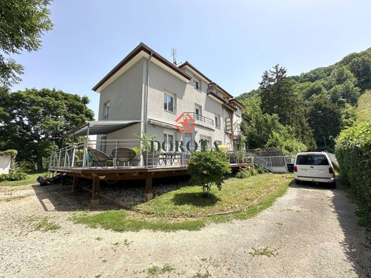 Luxe woning in Villard-Bonnot, Isère