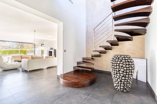 Luxe woning in Bouliac, Gironde