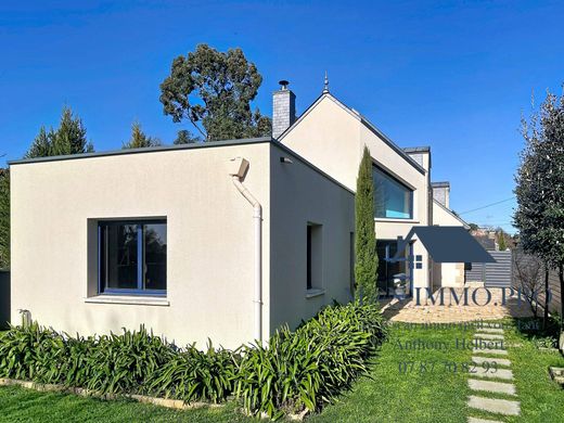 Luxus-Haus in Pordic, Côtes-d'Armor