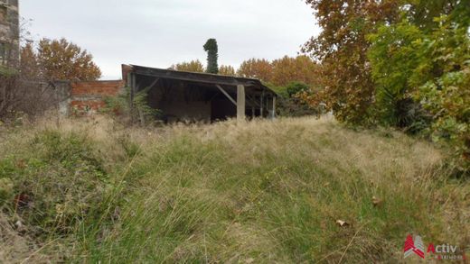 Teren w Arles, Bouches-du-Rhône