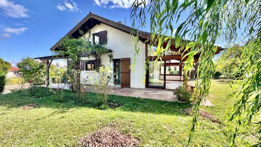 Luxury home in Neydens, Haute-Savoie