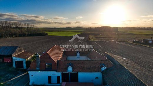 Luxury home in Ennetières-en-Weppes, North