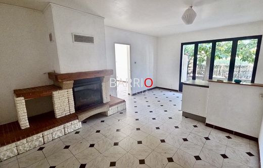 Luxury home in Saint-Cyprien, Pyrénées-Orientales