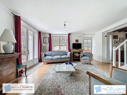 Casa de luxo - Montigny-le-Bretonneux, Yvelines