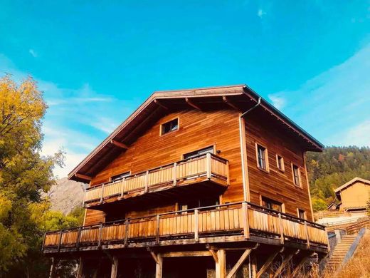 Luxus-Haus in Allos, Alpes-de-Haute-Provence