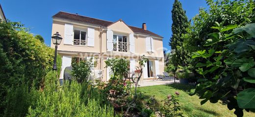 Casa de lujo en Neuville-sur-Oise, Valle de Oise