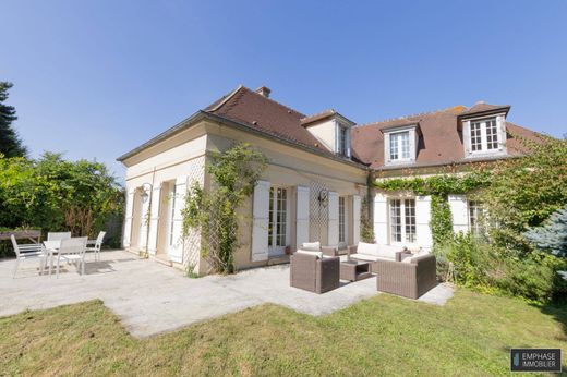 Luxury home in Orgeval, Yvelines