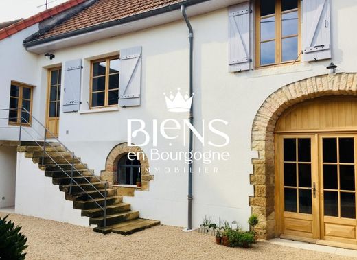 منزل ﻓﻲ Beaune, Cote d'Or