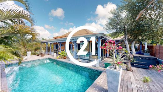 Luxury home in Le Diamant, Martinique