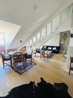 Apartament w Wersal, Yvelines