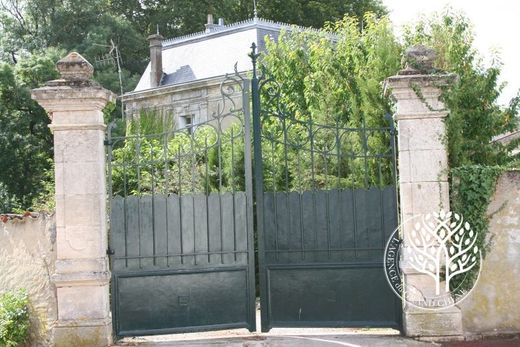 Maison de luxe à Rochefort, Charente-Maritime