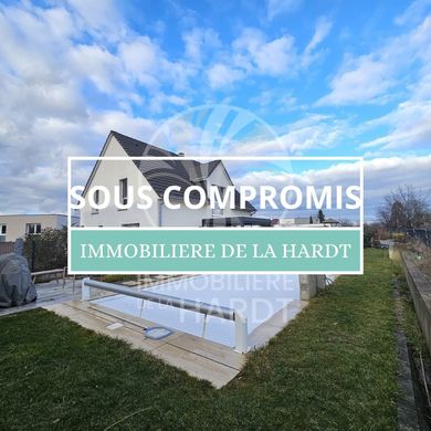 Luxury home in Uffheim, Haut-Rhin