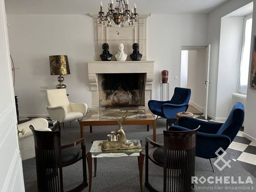 Πολυτελή κατοικία σε Saint-Dizant-du-Gua, Charente-Maritime