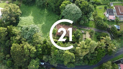 Luxury home in Le Robert, Martinique