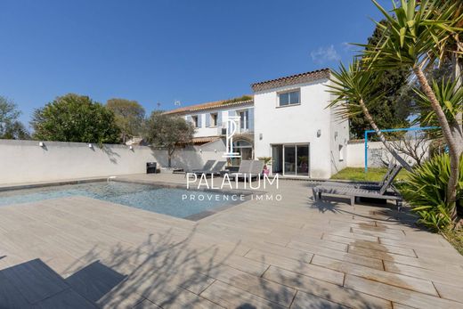 Luxury home in Salon-de-Provence, Bouches-du-Rhône