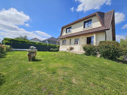 Casa di lusso a Le Plessis-Trévise, Val-de-Marne