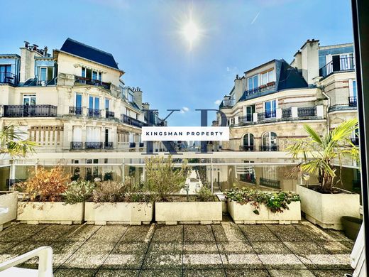 Appartamento a Belleville, Père-Lachaise, Ménilmontant, Parigi