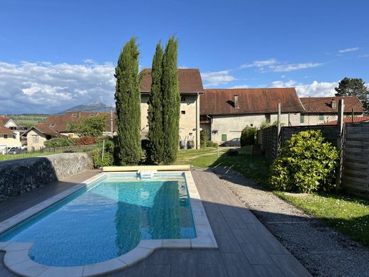 Luxus-Haus in Nangy, Haute-Savoie