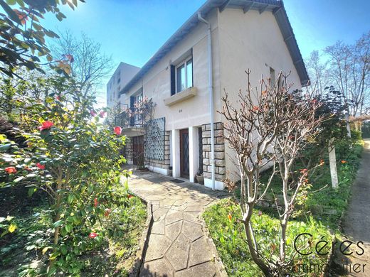 Luxury home in Montreuil, Seine-Saint-Denis