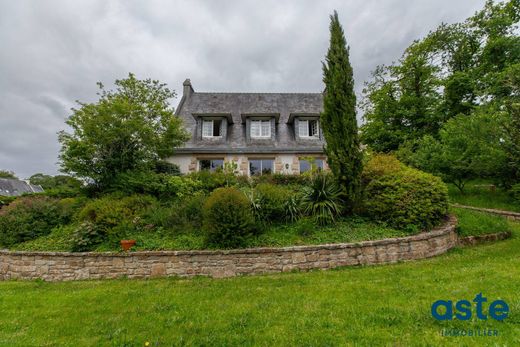Luxus-Haus in Bohars, Finistère