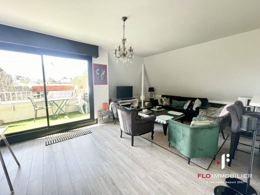 Caen, Calvadosのアパートメント