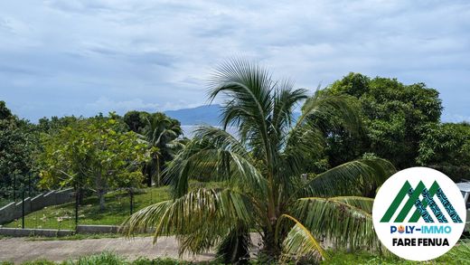 Teavaro, Îles du Ventの土地