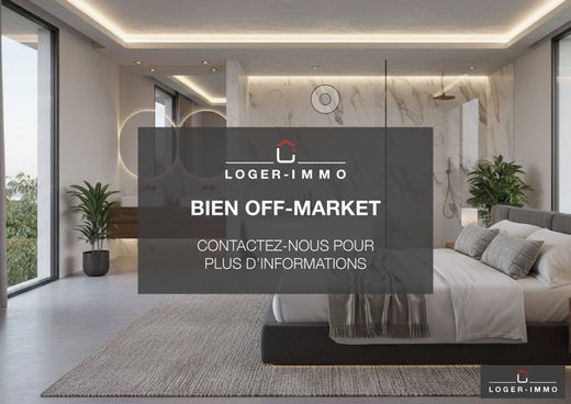 Luxury home in Bry-sur-Marne, Val-de-Marne