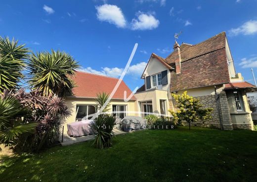 Maison de luxe à Ouistreham, Calvados