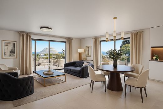 Apartment / Etagenwohnung in Villeneuve-Loubet, Alpes-Maritimes