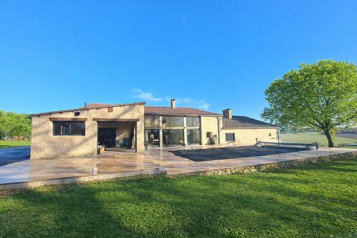Luxury home in Condom, Gers